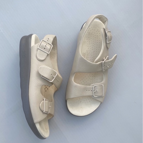 SAS Shoes - SAS tripad comfort beige sandals sz 9